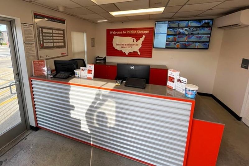 Va Storage Chicago Chicago, IL, Self-Storage Near 2222 North Natchez Ave | 773-922-8086 I ...