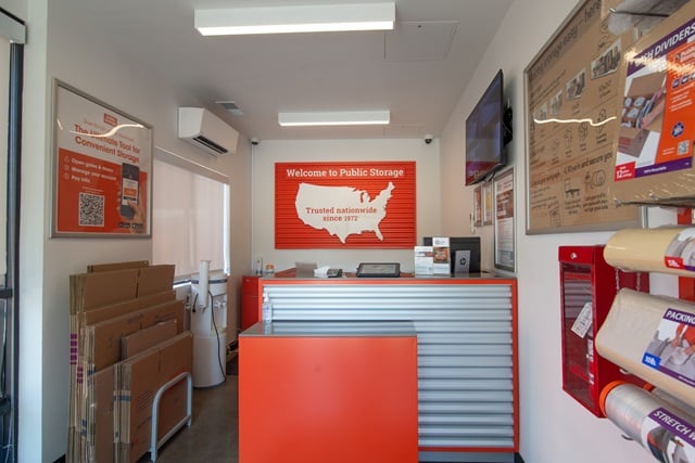 Property 128 image number 2