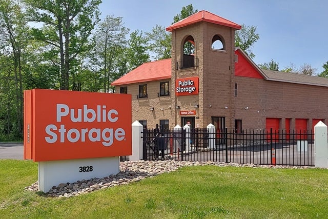 30×10 Public Storage: Garage in Mercerville, NJ 3828 Quakerbridge Road Mercerville, New Jersey