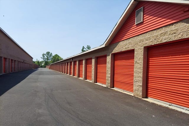 25×10 Public Storage: Parking Lot in Mercerville, NJ 3828 Quakerbridge Road Mercerville, New Jersey 2