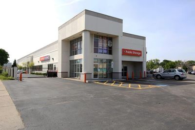 Property at 25518 - LINCOLNWOOD / N. LINCOLN AVE image number 0