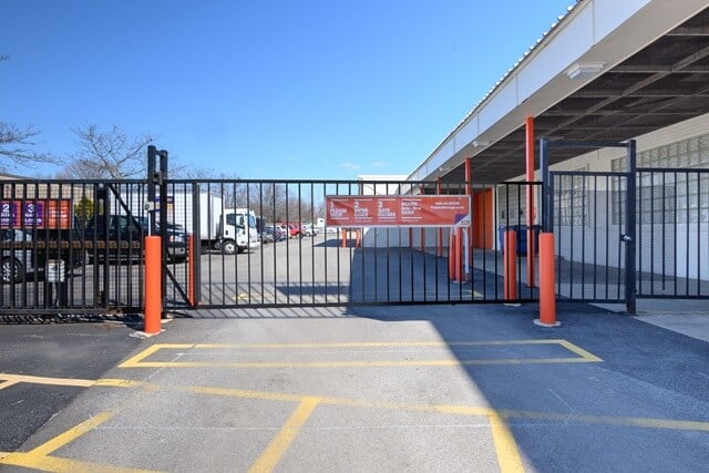 Parking Lot in Mount Prospect, Illinois 3