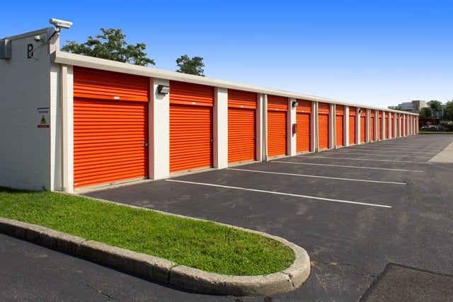 20×8 Public Storage: Parking Lot in Farmingdale, NY 305 Del Dr Farmingdale, New York 2