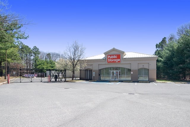 20×10 Public Storage: Garage in Brick, NJ 925 Route 70 Brick, New Jersey