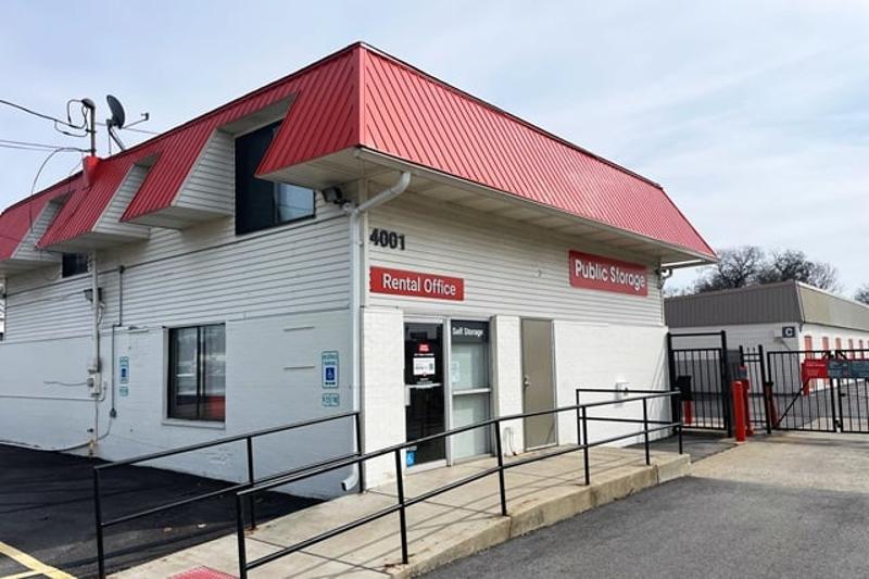 Public Storage at 4001 W 37th Ave, Hobart, IN