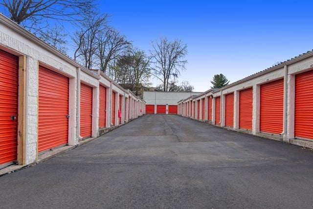 30×10 Garage in Spring Valley, NY 7 S Pascack Road Spring Valley, New York 2
