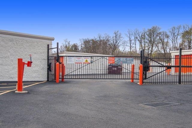 Public Storage  7 S Pascack Road in Nanuet, NY