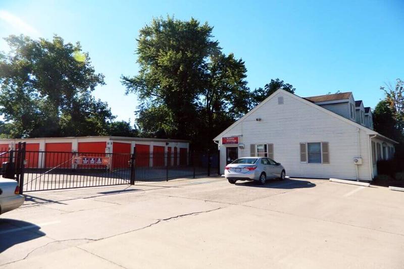 Springfield Self Storage Springfield, MA, Self-Storage Near 351 Parker Street | 413-314-3863 I ...