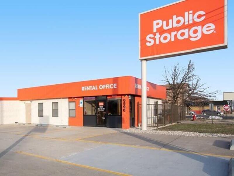 Public Storage at 6990 W 79th St, Burbank, IL
