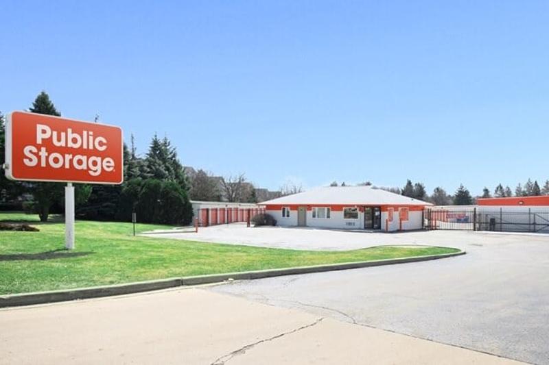 Public Storage - Hanover Park at 1000 E Lake Street, Hanover Park, IL