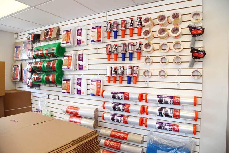 Property 1352 image number 2