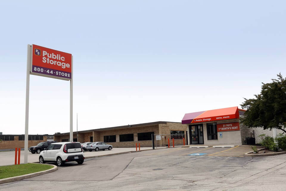 30×10 Self Storage Unit in Schiller Park, IL 3902 River Road Schiller Park, Illinois