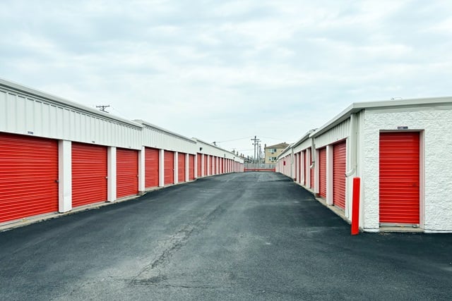 Property 1355 image number 1