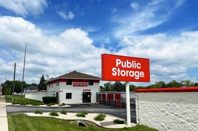 Property at 22003 - Aurora / N. Farnsworth Av               