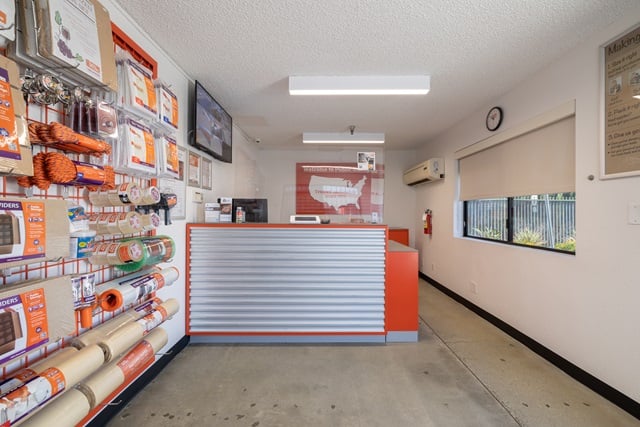 Property 136 image number 2