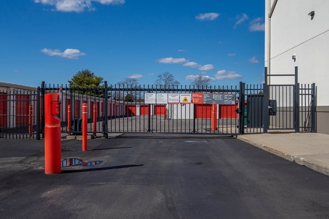 Public Storage  821 Sunrise Hwy in North Babylon, NY