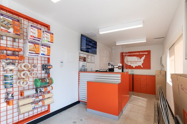 Property 137 image number 2