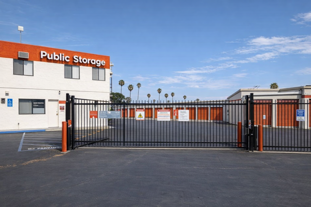 Self Storage Unit in Corona, California 3