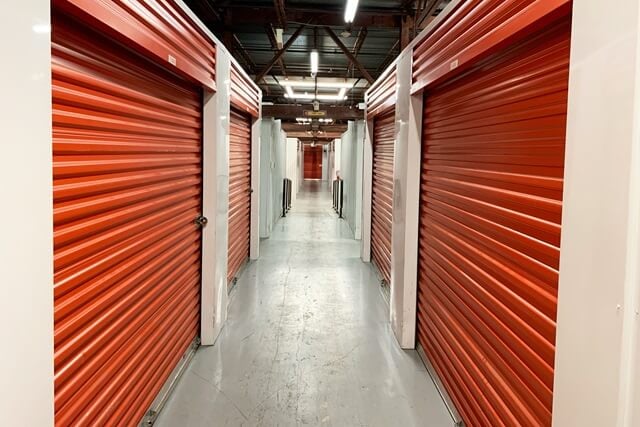 Public Storage in New Orleans, LA  1901 St Charles Ave 2