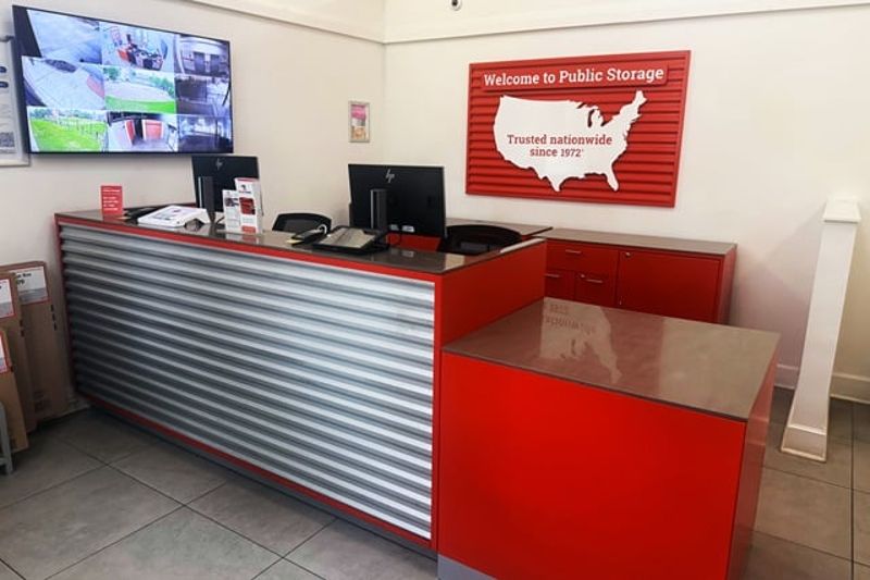 Property 1379 image number 2