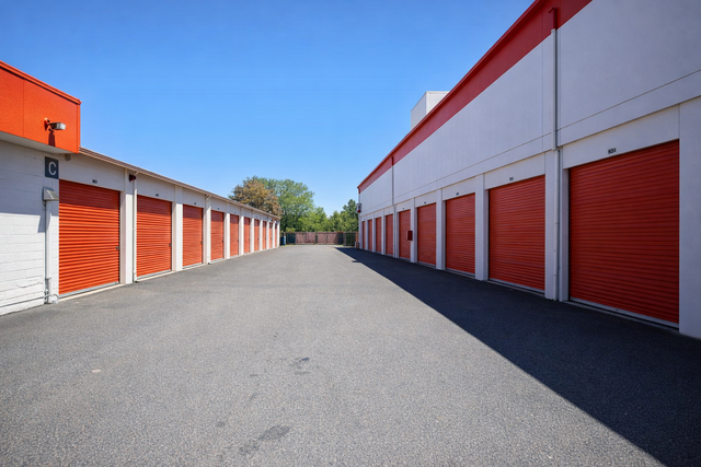 8×18 Parking Lot in Beaverton, OR 6500 SW 110th Court Beaverton, Oregon 2
