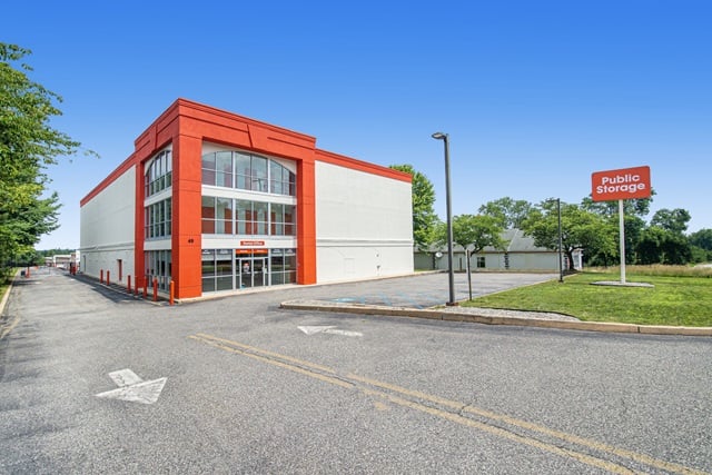 30 x 10 Public Storage: Self Storage Unit in Frazer, Pennsylvania