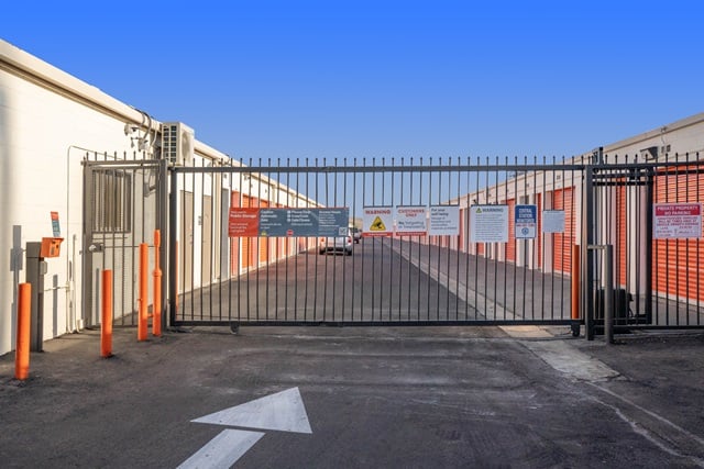 Public Storage  11838 Sheldon Street in Sun Valley, CA