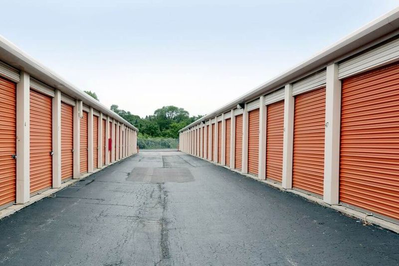 Storage Lockhart