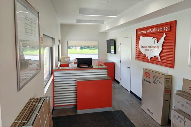 Property 1420 image number 2