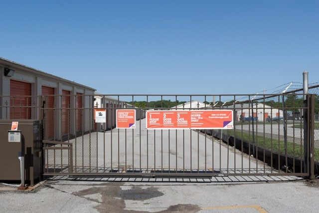 Public Storage  5601 E 112th Terrace in Kansas City, MO