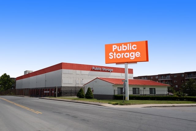 20×10 Public Storage: Garage in Revere, MA 195 Ward Street Revere, Massachusetts