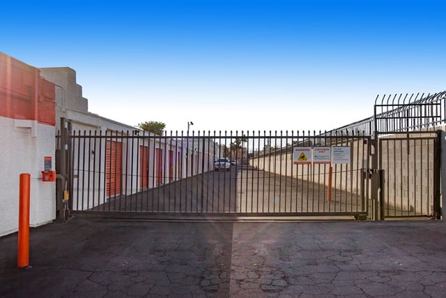 Public Storage  4425 S Eastern Ave in Las Vegas, NV