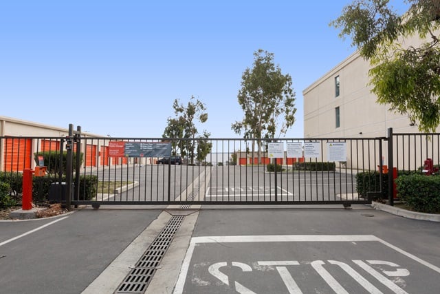 La Mirada, CA, SelfStorage Near 15034 Alondra Blvd 18447264531 I