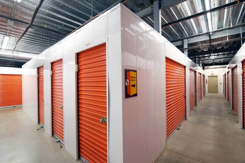 Self Storage Unit in Seven Corners, Virginia 1