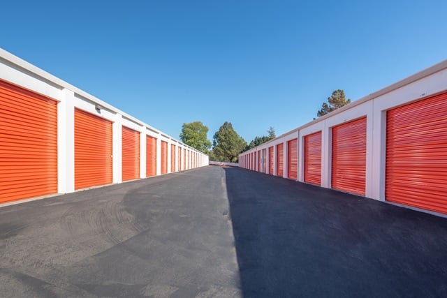 25×10 Garage in Castro Valley, CA 2445 Grove Way Castro Valley, California 2
