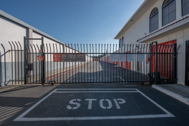 Public Storage  2445 Grove Way in Castro Valley, CA