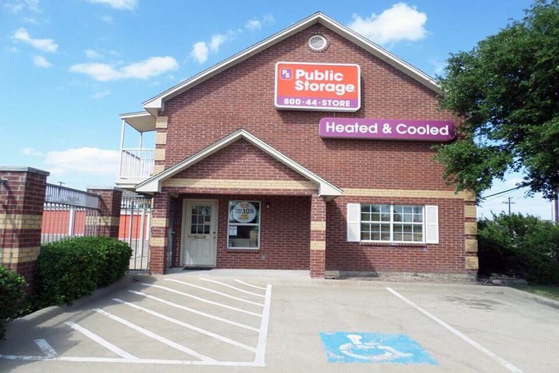 Mesquite, TX, SelfStorage Near 1501 Oates Drive 18447264531 I