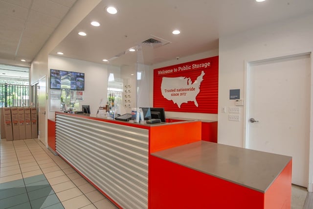 Property 1575 image number 2