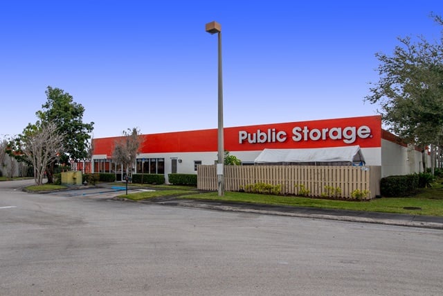 20×10 Self Storage Unit in Davie, FL