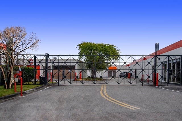 Public Storage  15701 SW 41st Street in Weston, FL