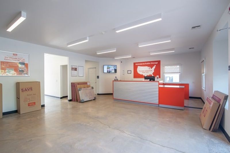 Property 1597 image number 2