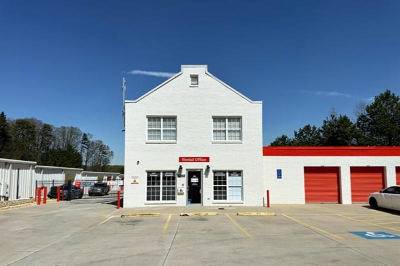 Public Storage - Photo 1