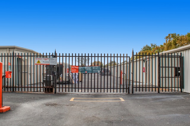 Public Storage  1155 Providence Road in Brandon, FL