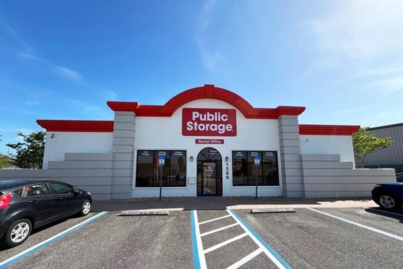 Public Storage