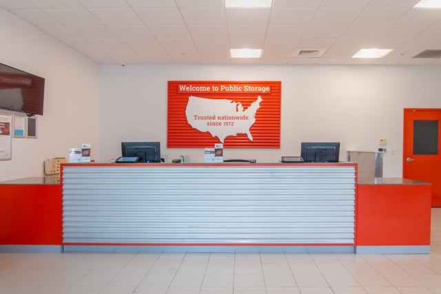 Property 1635 image number 2