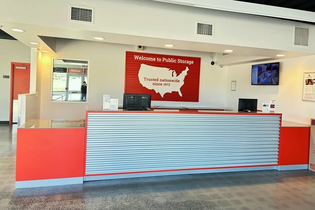 Property 1638 image number 2