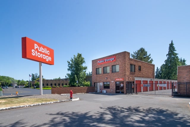 30 x 10 Self Storage Unit in Tigard, Oregon