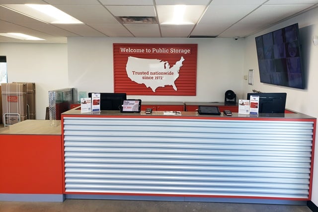 Property 1666 image number 2