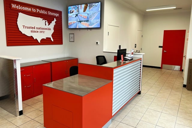 Property 1668 image number 2