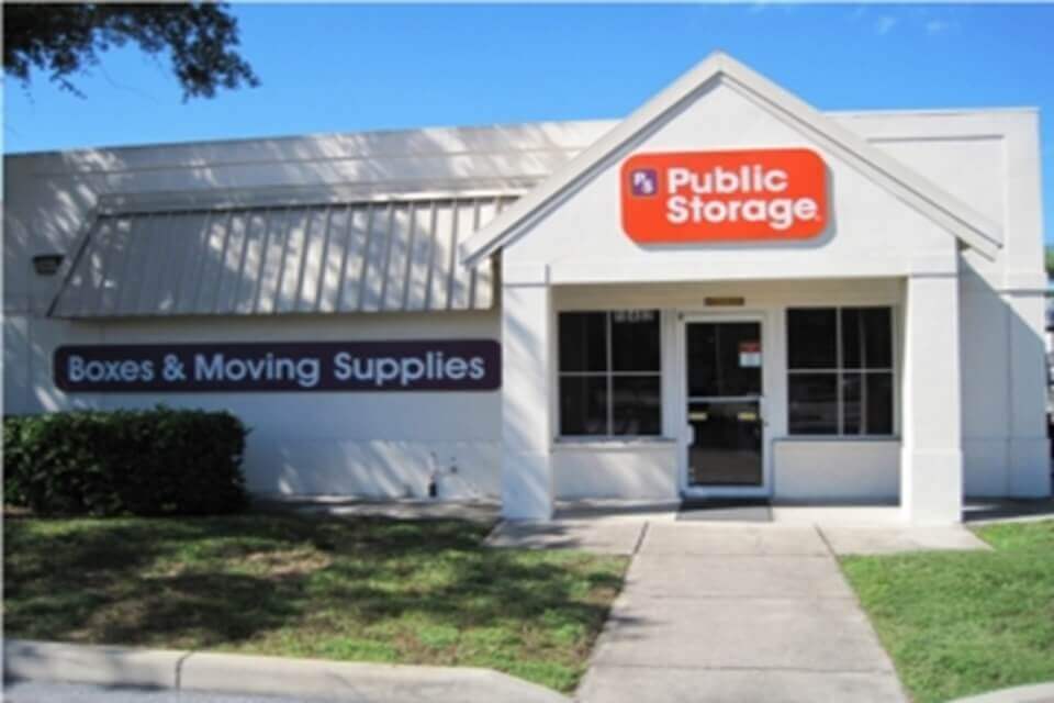 Tampa FL Self Storage Units Near 10402 30th Street Public Storage   Property 1670 1 